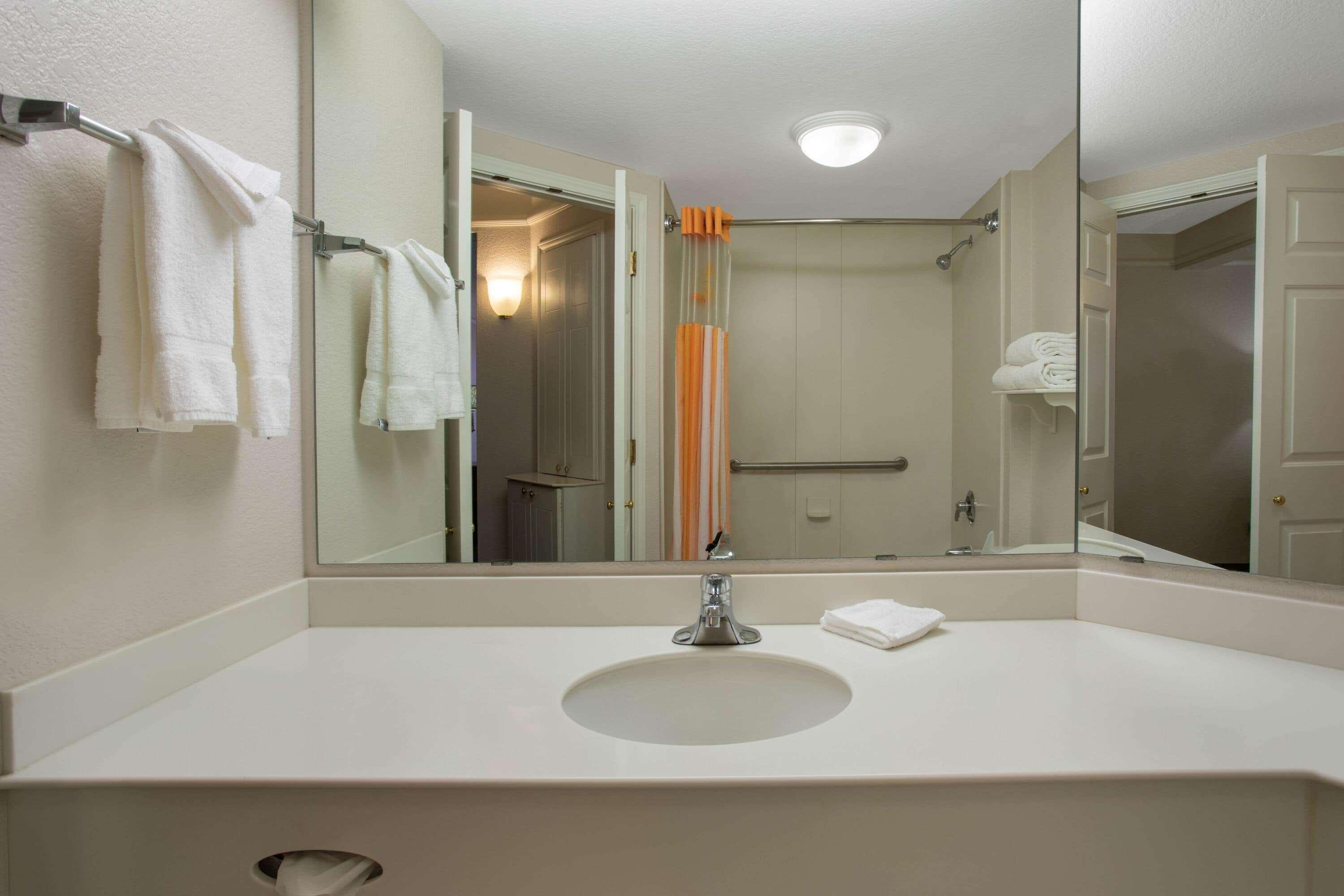 La Quinta By Wyndham Denver Southwest Lakewood Exterior photo